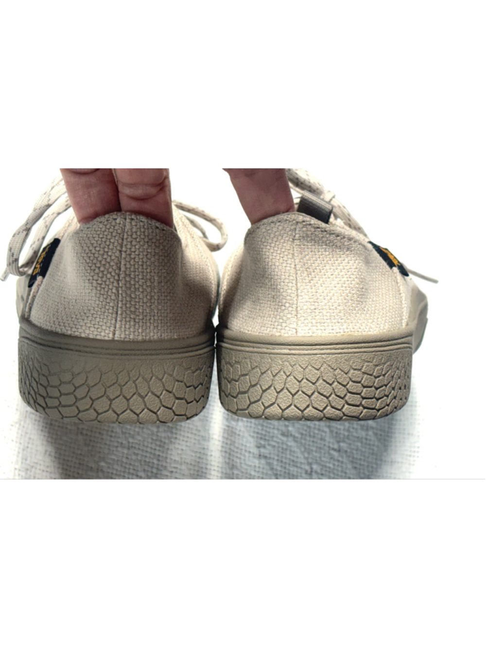 NWOT Teva Terra Canyon Canvas Beige Low Top Sneakers Women's 8.5 / Men's 7 - Picture 4 of 9